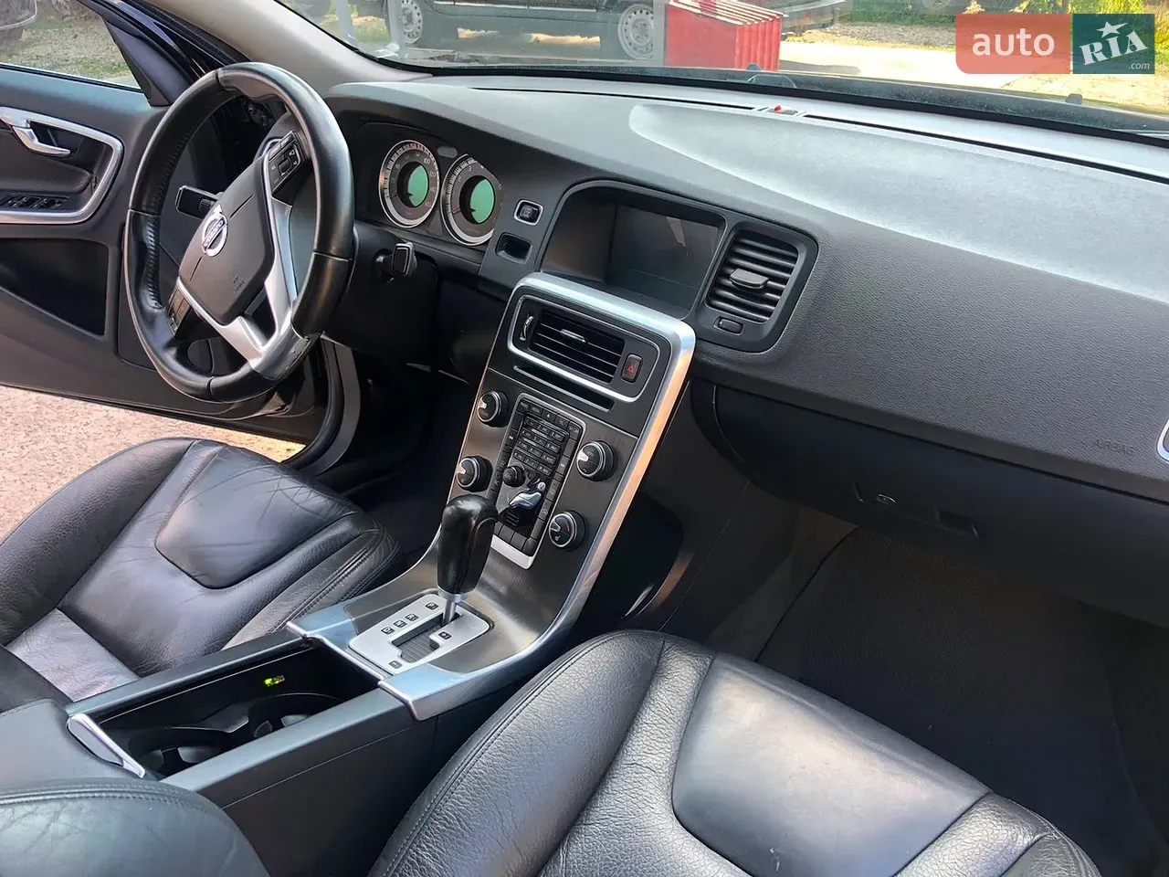 Volvo S60 2012 photo 5