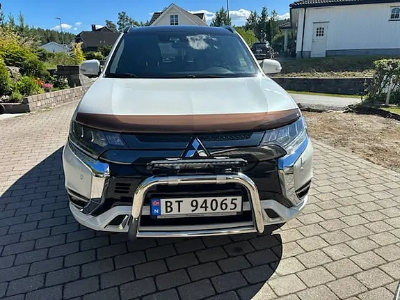 Mitsubishi Outlander 2019 photo 3