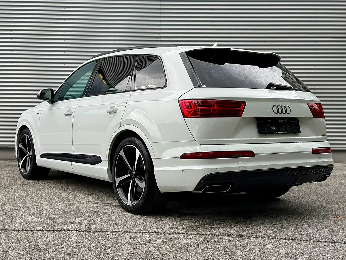 Audi Q7 2018 photo 3