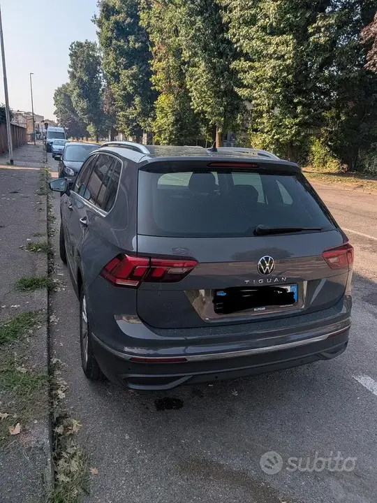 Volkswagen Tiguan 2021 photo 2