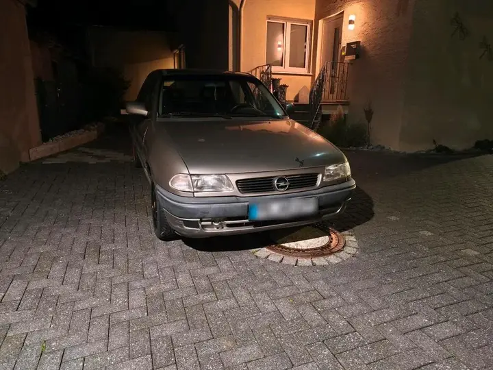 Opel Astra F