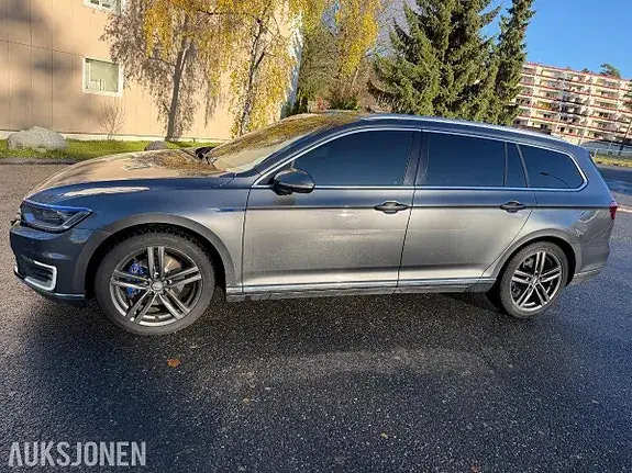 Volkswagen Passat 2017 photo 3