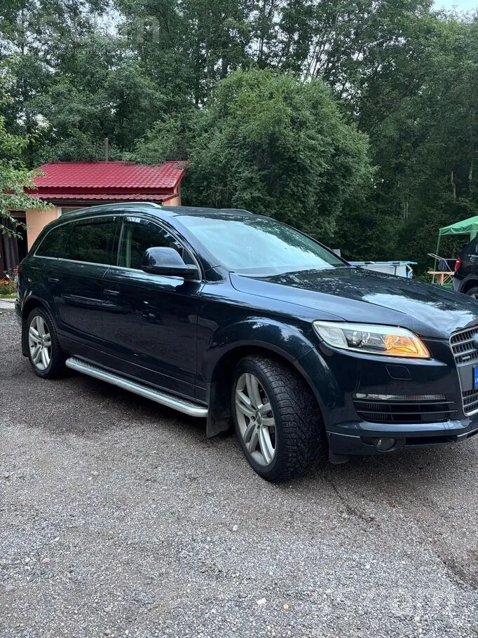 Audi Q7 2007 photo 2