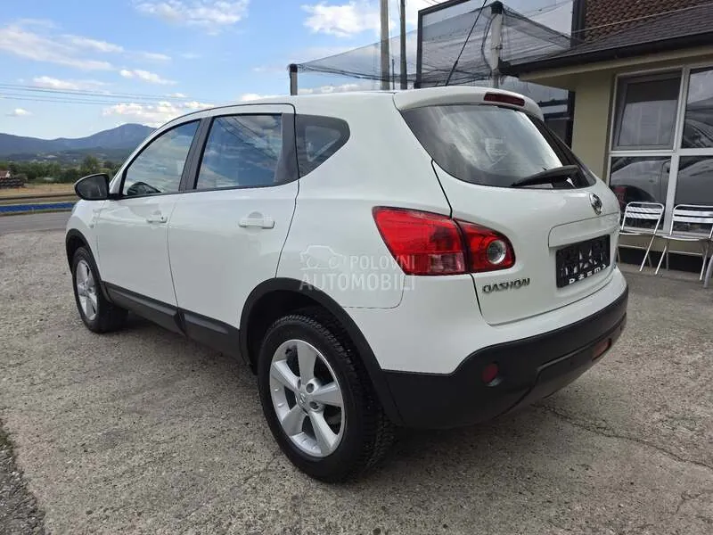 Nissan Qashqai 2010 photo 4