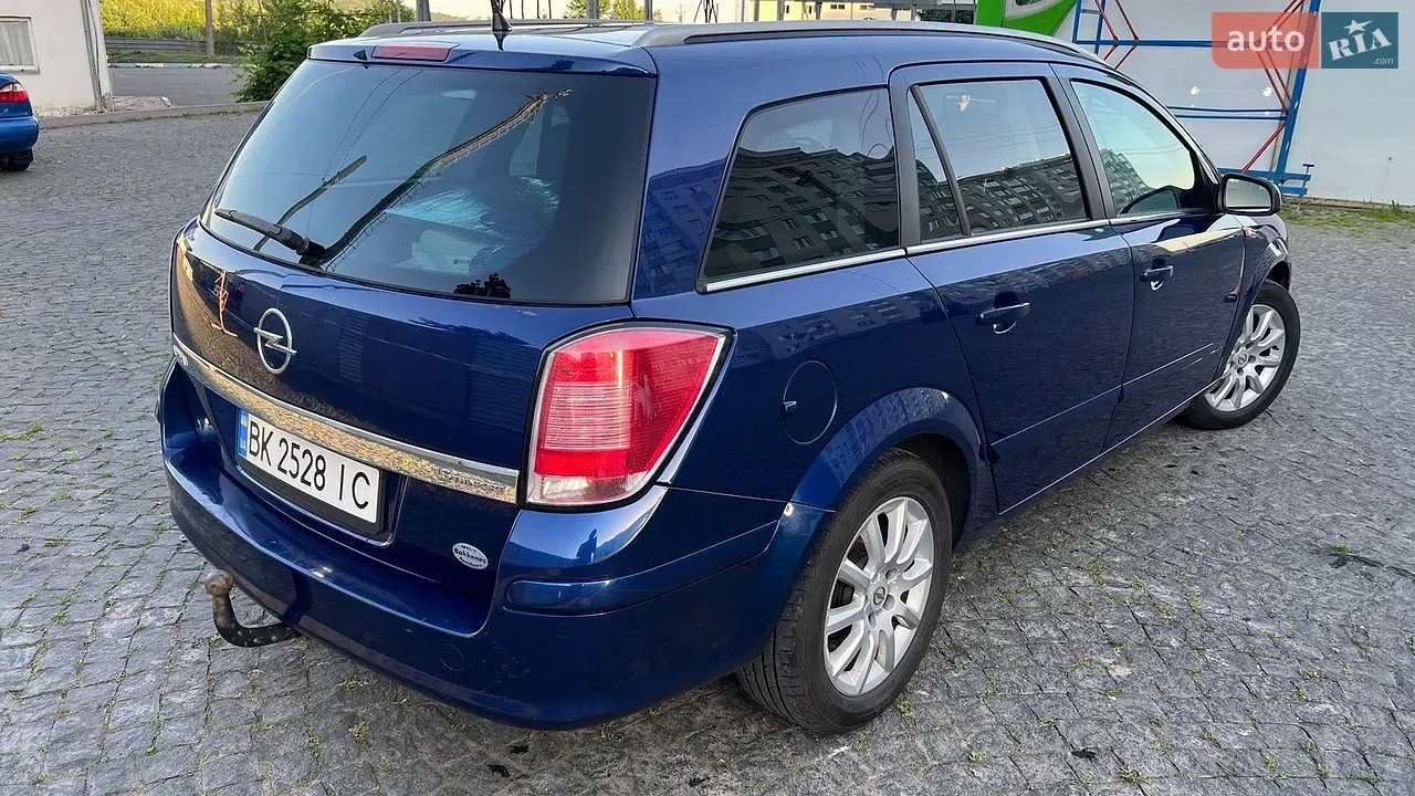Opel Astra 2005 photo 4