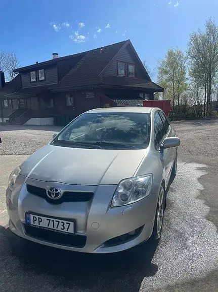 Toyota Auris 2007 photo 3