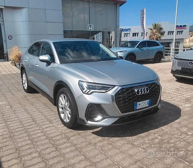 Audi Q3 2023 photo 3