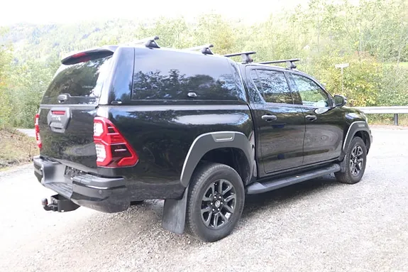 Toyota Hilux 2021 photo 2