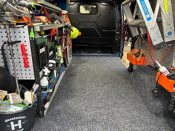 Ford Transit Custom 2024 photo 3