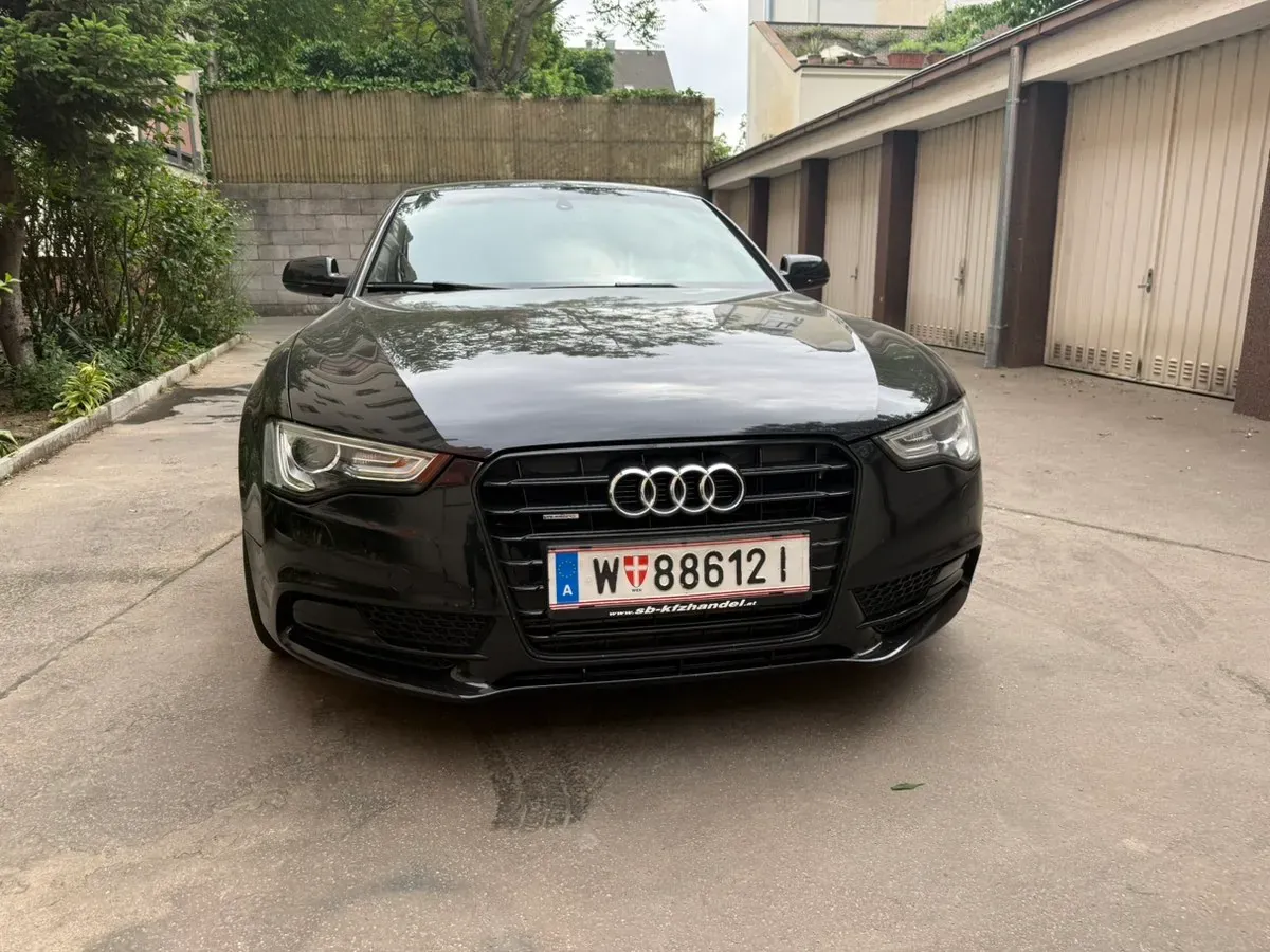 Audi A5 2012 photo 3