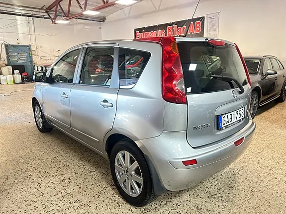 Nissan Note 2008 photo 4