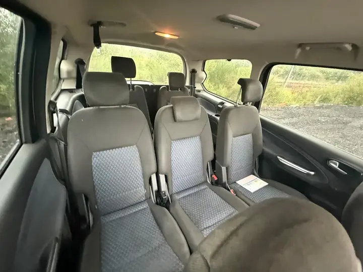 Ford Galaxy 2008 photo 5