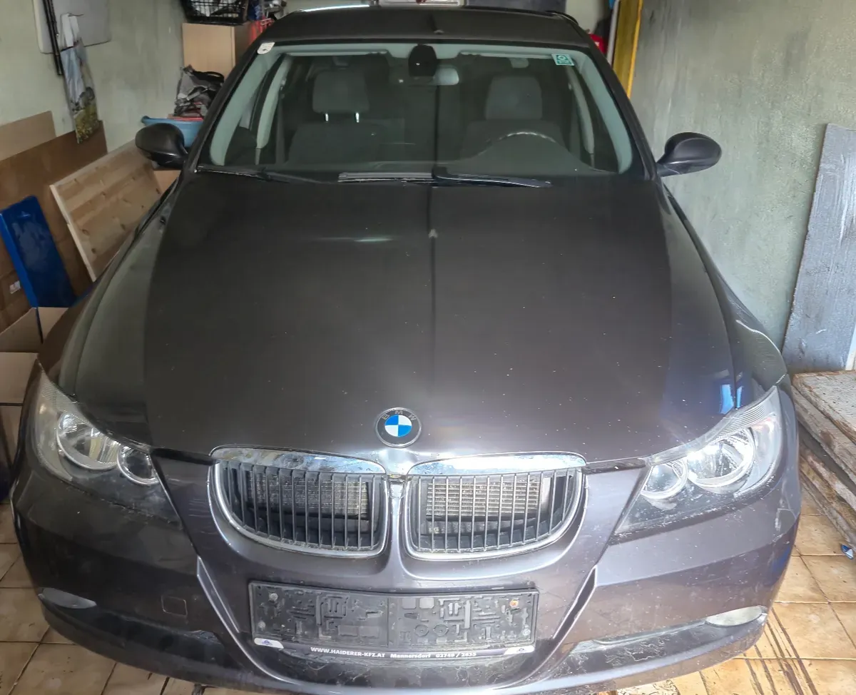 BMW 318I
