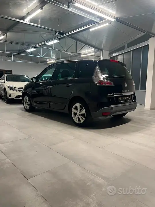 Renault Scenic 2013 photo 5
