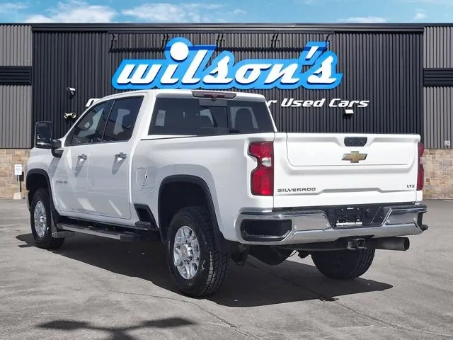 Chevrolet Silverado 3500Hd 2022 photo 3