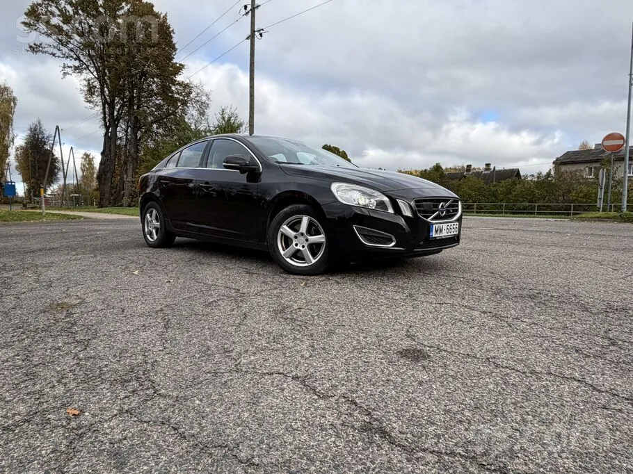 Volvo S60 2010 photo 3