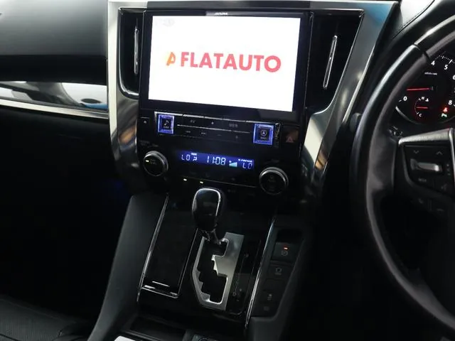 Toyota Alphard 2018 photo 3