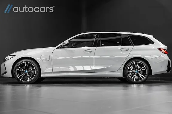 BMW 330E 2023 photo 5