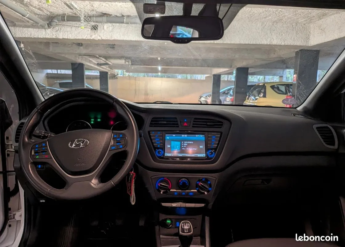 Hyundai I20 2017 photo 3