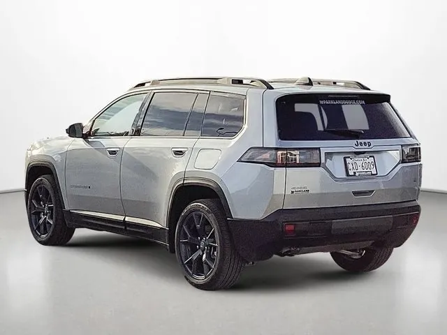 Jeep Cherokee 2026 photo 3