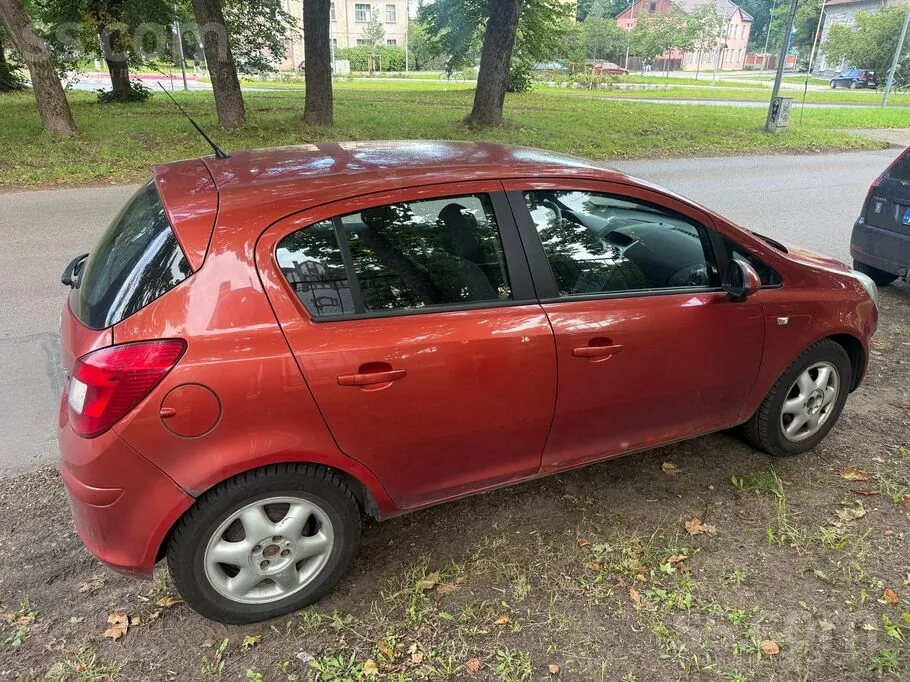 Opel Corsa 2011 photo 4