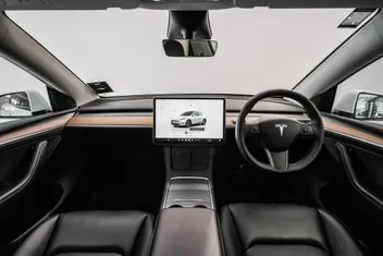 Tesla Model Y 2022 photo 4