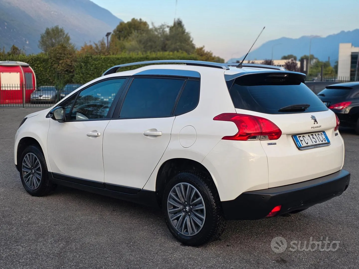 Peugeot 2008 2016 photo 3