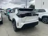 Toyota Yaris Cross 2023 photo 4