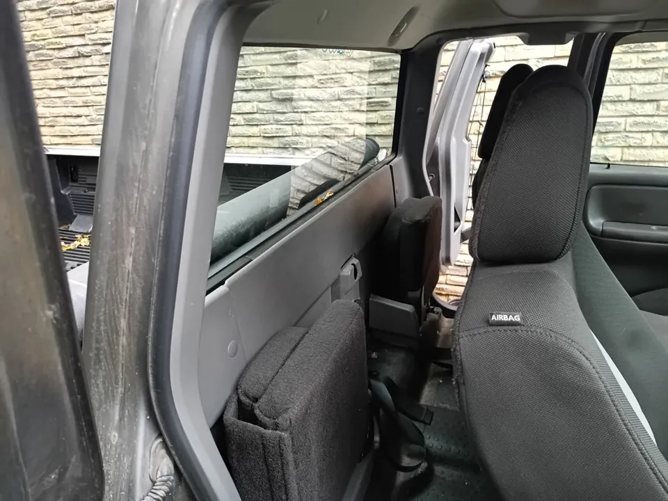 Ford Ranger 2011 photo 2