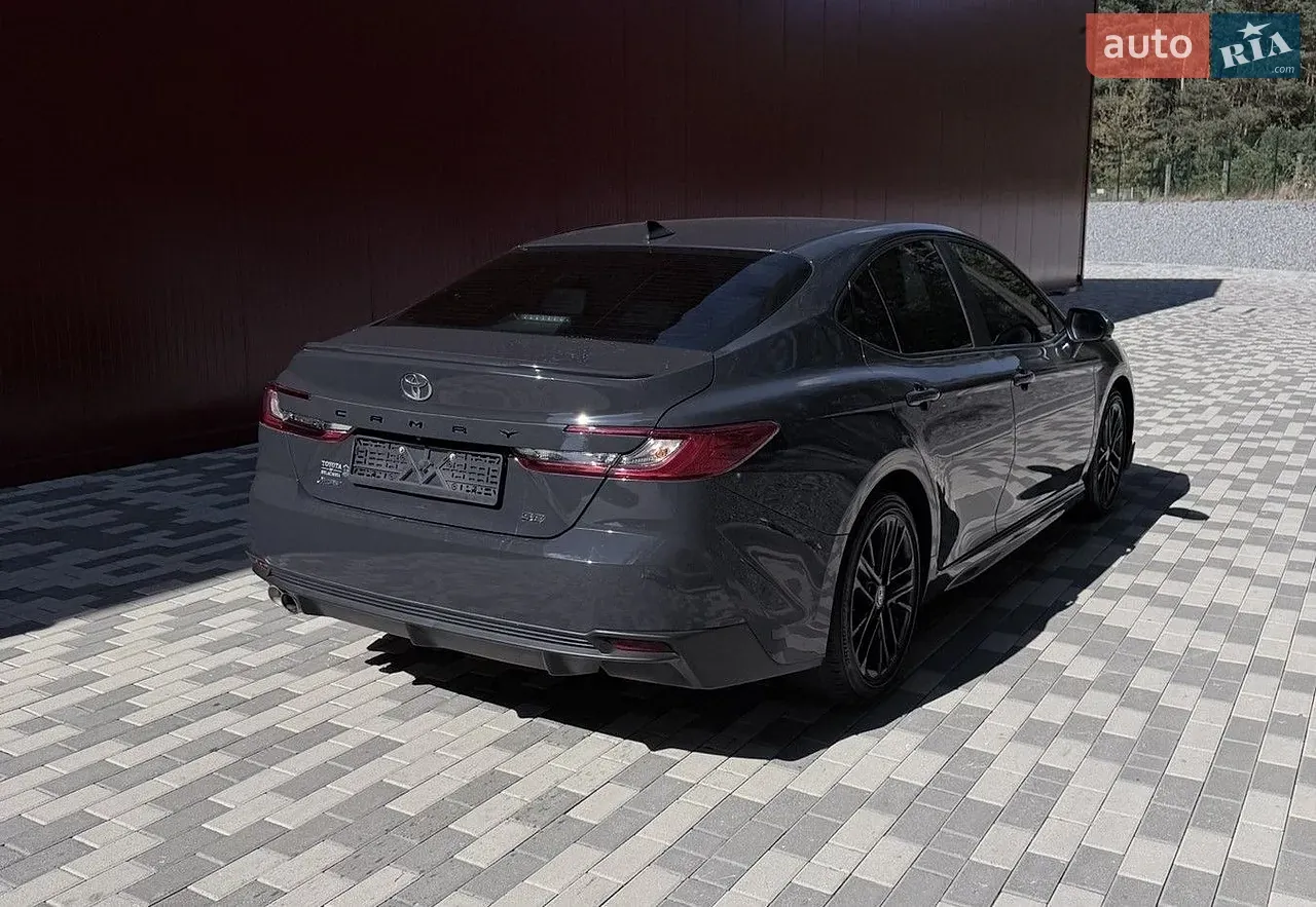 Toyota Camry 2024 photo 5