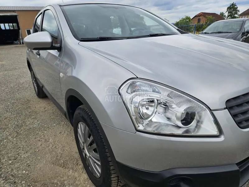 Nissan Qashqai 2009 photo 3