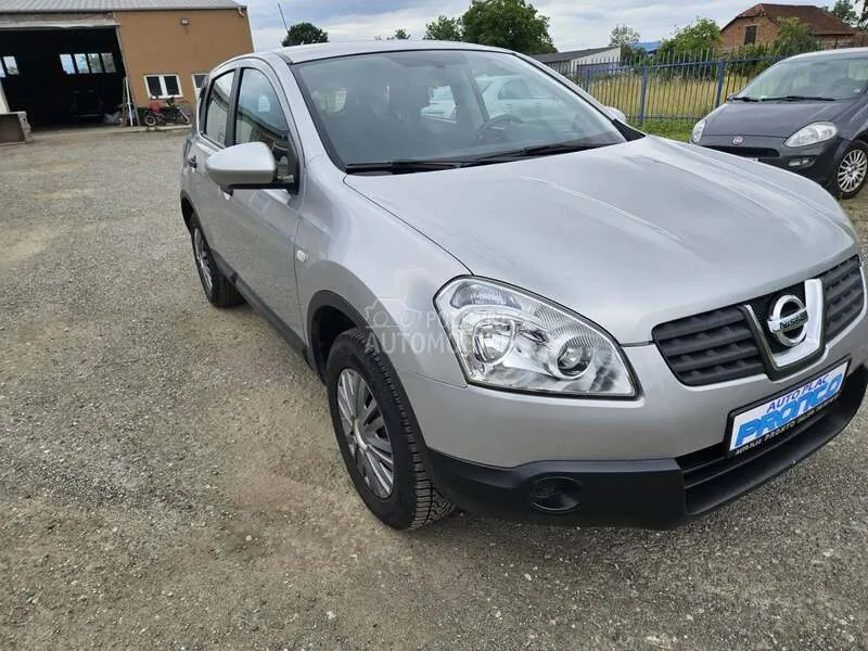 Nissan Qashqai 2009 photo 4