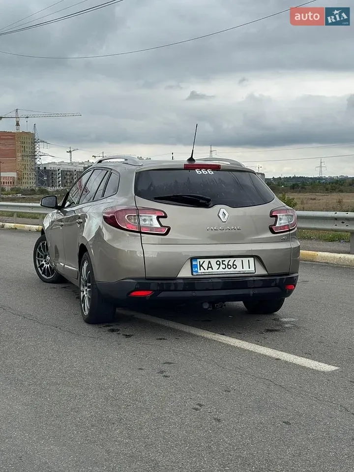 Renault Megane 2013 photo 4