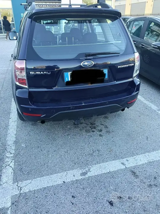 Subaru Forester 2010 photo 2