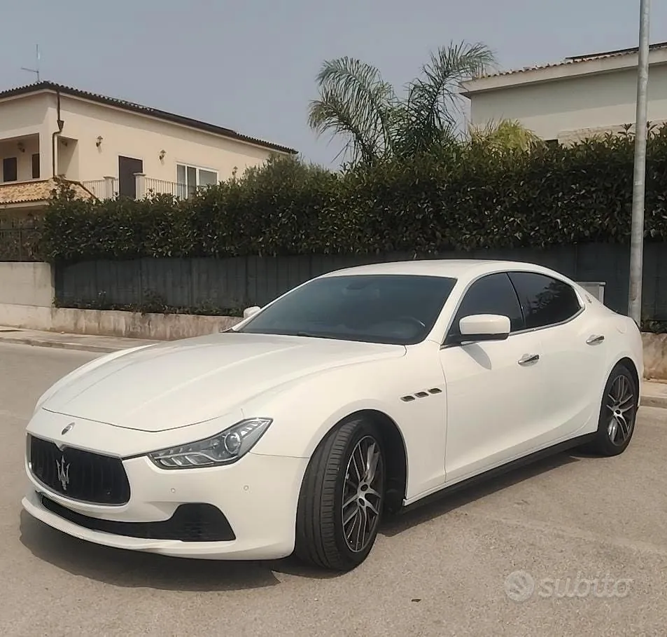 Maserati Ghibli 2015 photo 2