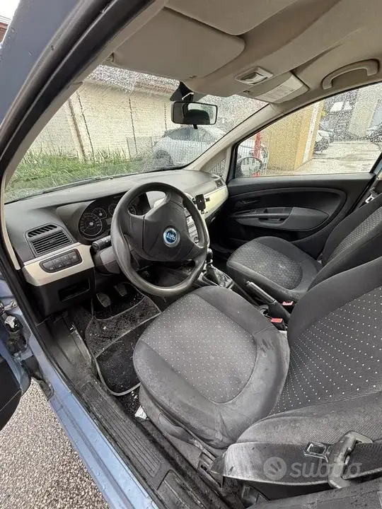 Fiat Grande Punto 2007 photo 5