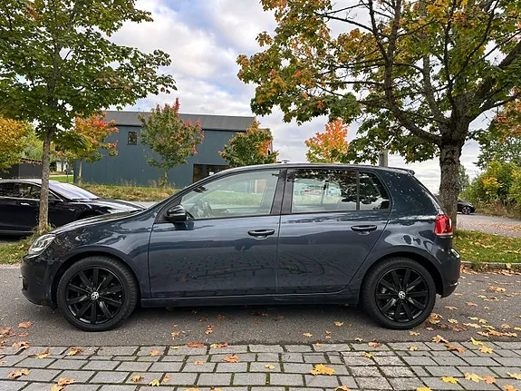Volkswagen Golf Vi 2010 photo 2