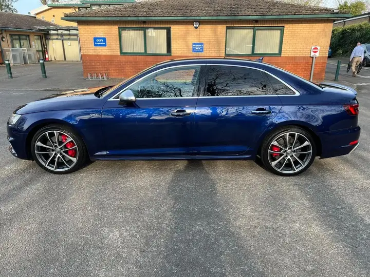 Audi S4 2017 photo 4