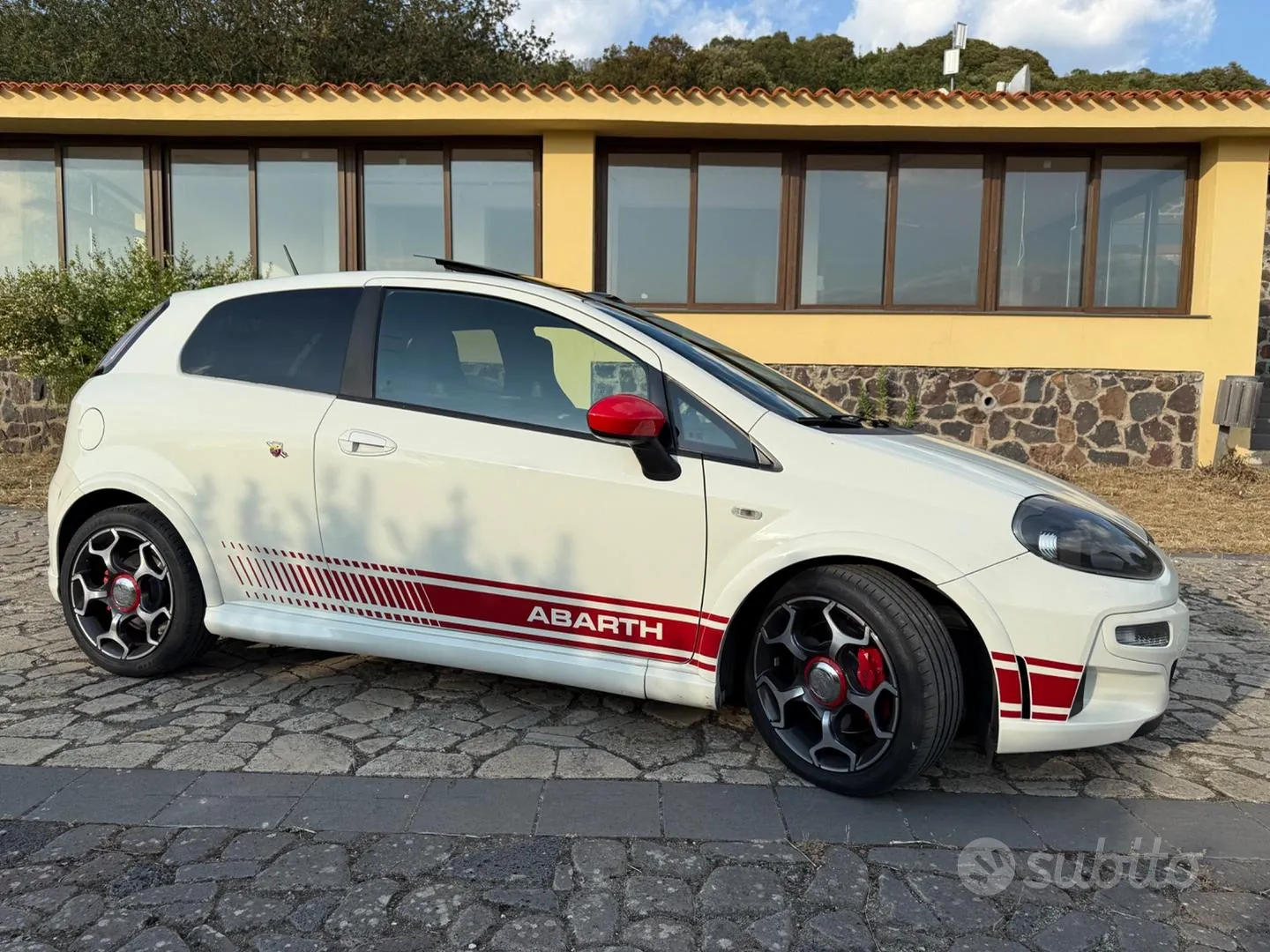 Abarth Punto Evo 2010 photo 4