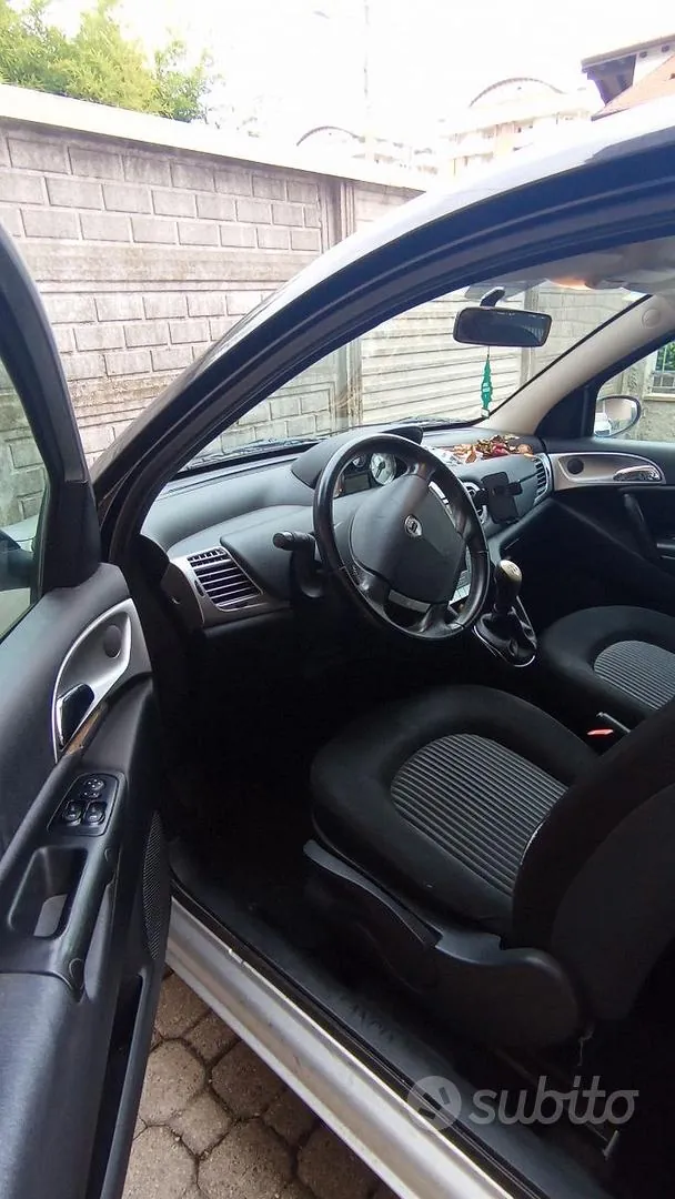 Lancia Ypsilon 2007 photo 4