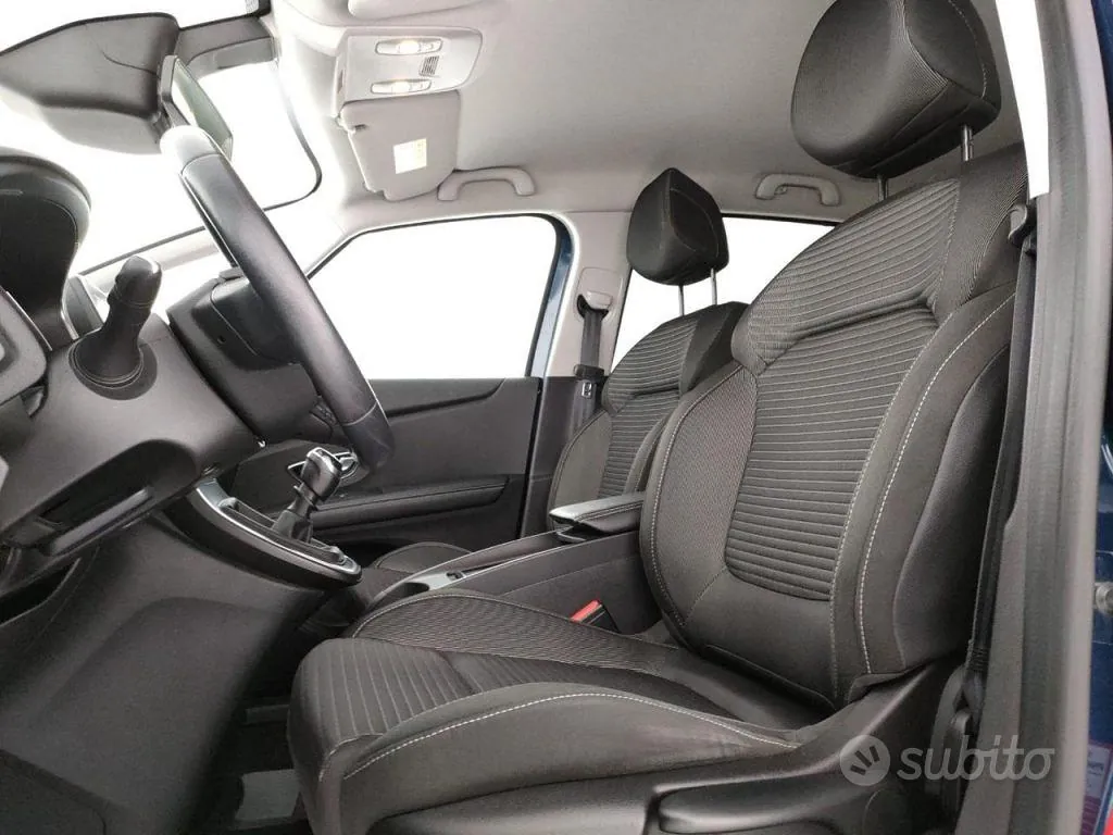 Renault Scenic 2019 photo 5