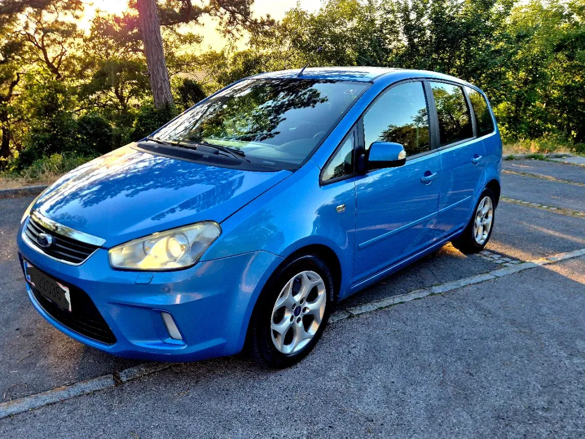 Ford C-Max 2010 photo 3