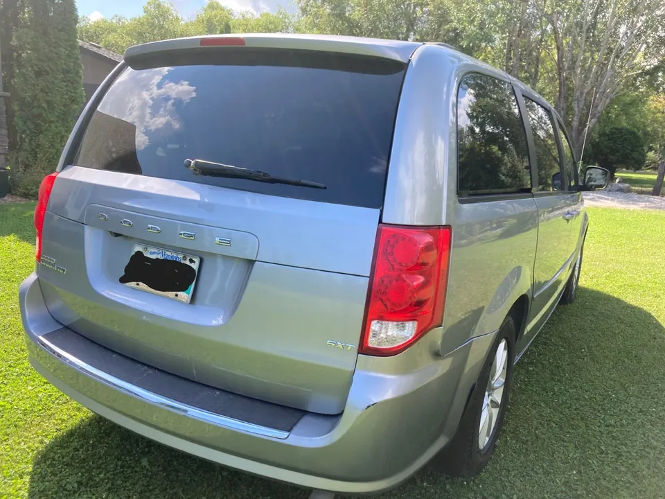 Dodge Grand Caravan 2015 photo 5