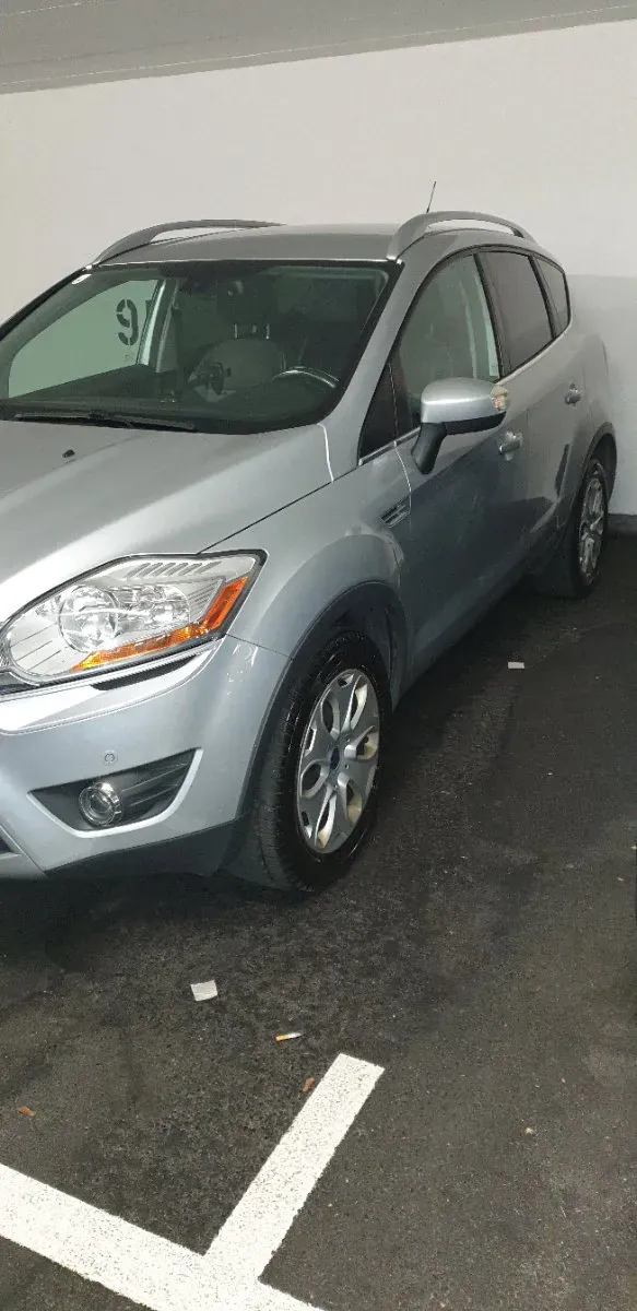 Ford Kuga 2012 photo 3