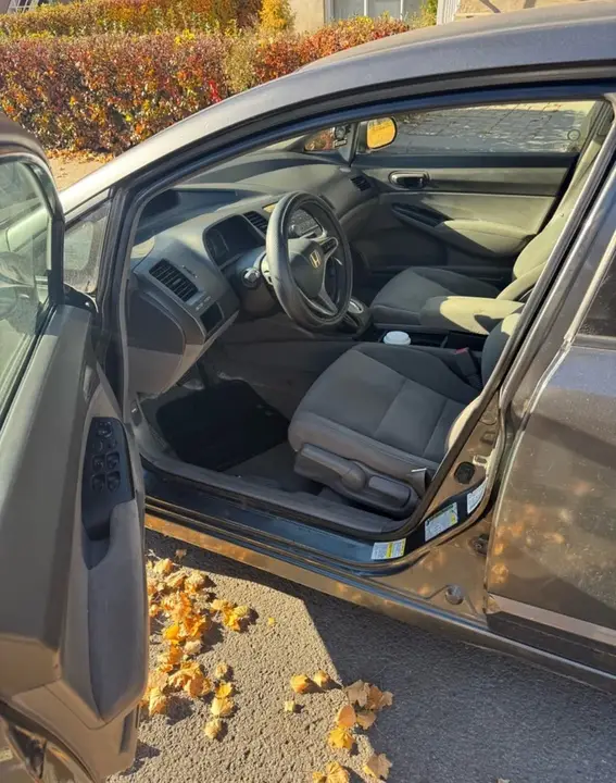 Honda Civic 2011 photo 5