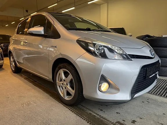 Toyota Yaris 2013 photo 5