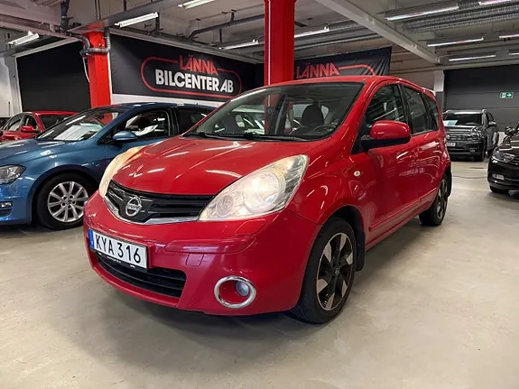 Nissan Note 2013 photo 2