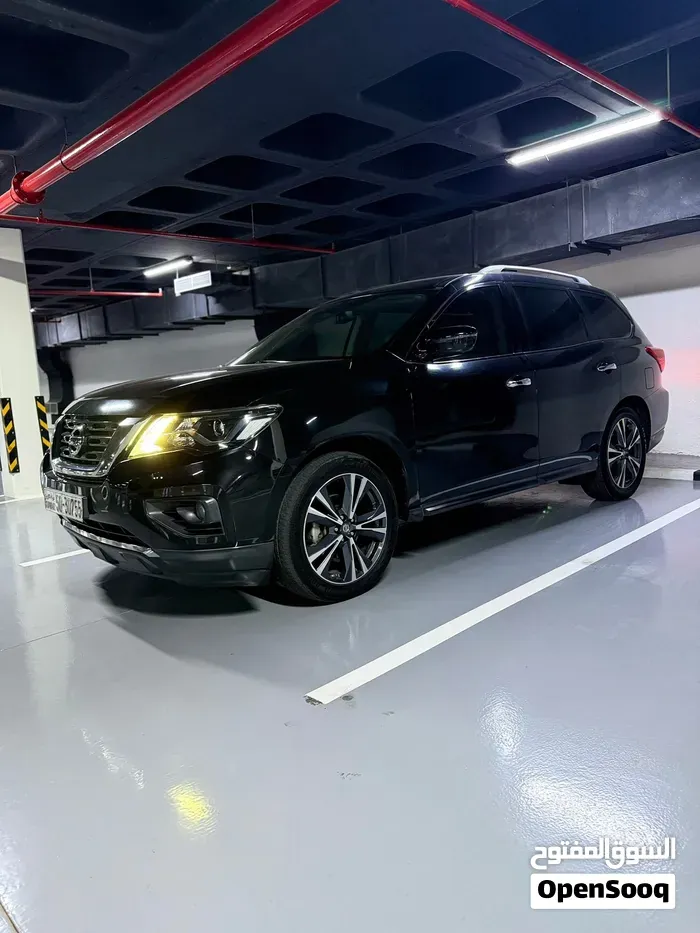 Nissan Pathfinder 2018 photo 3