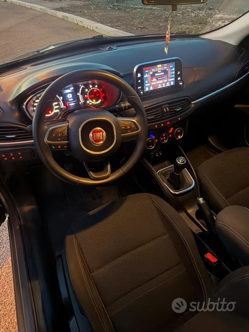 Fiat Tipo 2018 photo 2