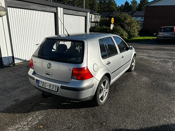 Volkswagen Golf Iv 2002 photo 2